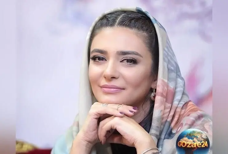 تصویری دیدنی از کیک تولد لایه لایه پر از توت فرنگی لیندا کیانی و لحظه جشن تولد همراه برادرش