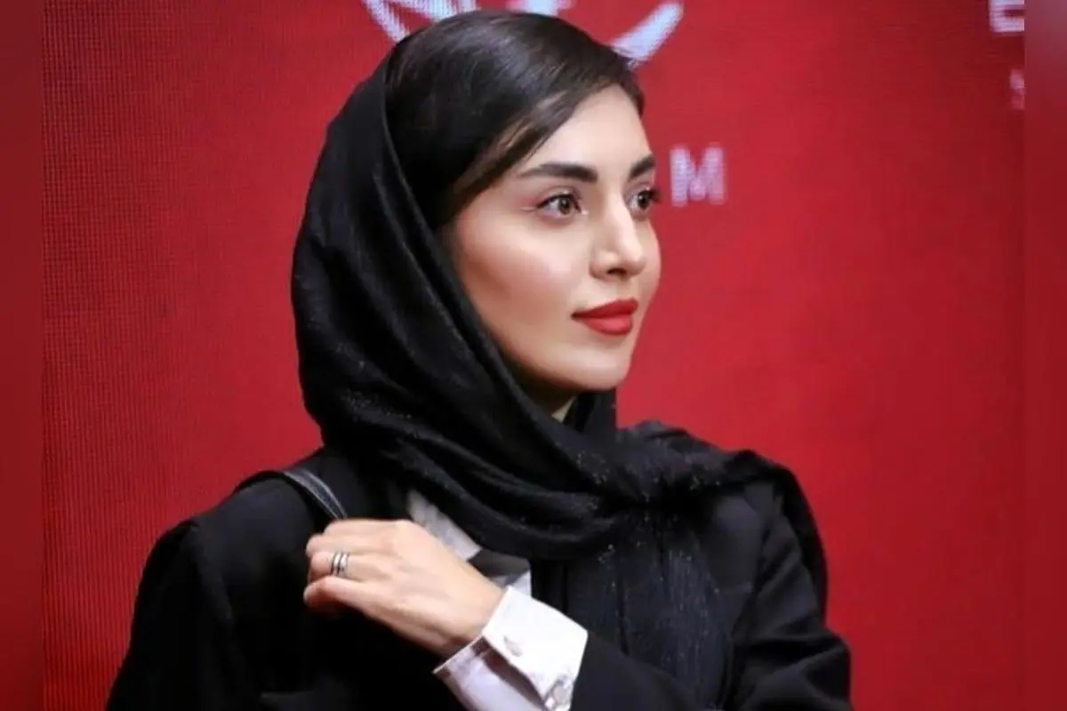مهشید جوادی با ظاهر متفاوت و سیگار در دست در «بچه مهندس ۳» ۱۴۰۲؛ تغییر چهره بازیگر محبوب در سال ۱۴۰۲