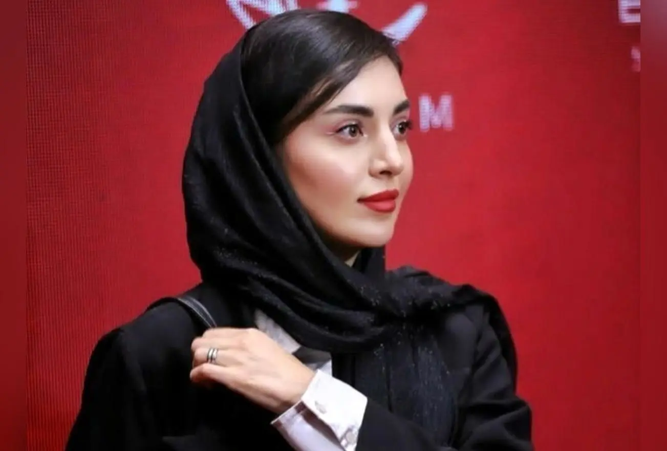 مهشید جوادی با ظاهر متفاوت و سیگار در دست در «بچه مهندس ۳» ۱۴۰۲؛ تغییر چهره بازیگر محبوب در سال ۱۴۰۲