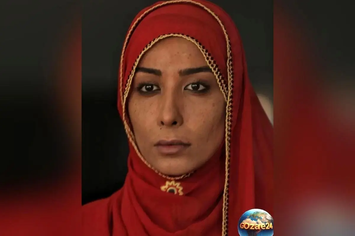 تفاوت چشم‌گیر ظاهر واقعی دنیا جهان منش در نقش دختر ناخدا در نون خ با چهره بازیگر و استایل متفاوت او در سریال