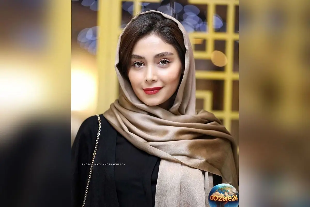 دیبا زاهدی بازیگر سینما و تئاتر با طرح مینی اسکارف کیوت در روز تئاتر | بیوگرافی و جدیدترین تصاویر