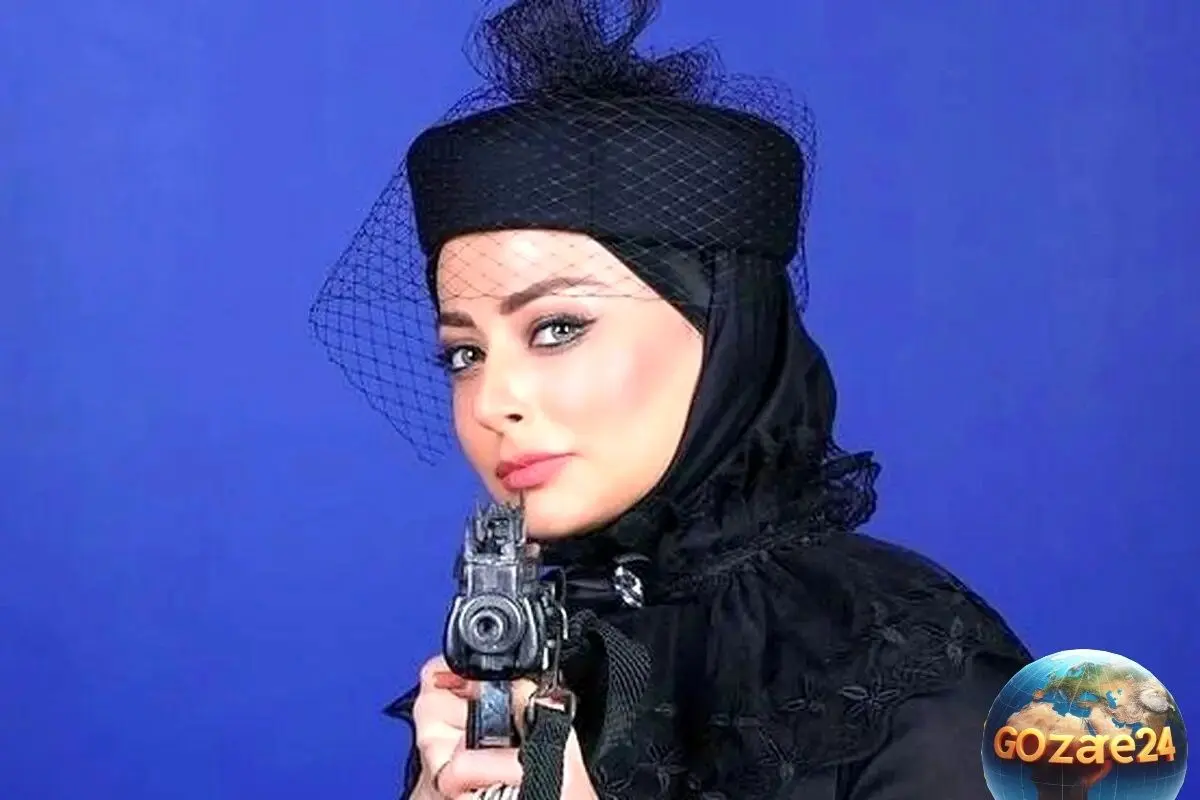 نفیسه روشن در کنار دریا با استایل خاص و ساعت و انگشتر جذابش!