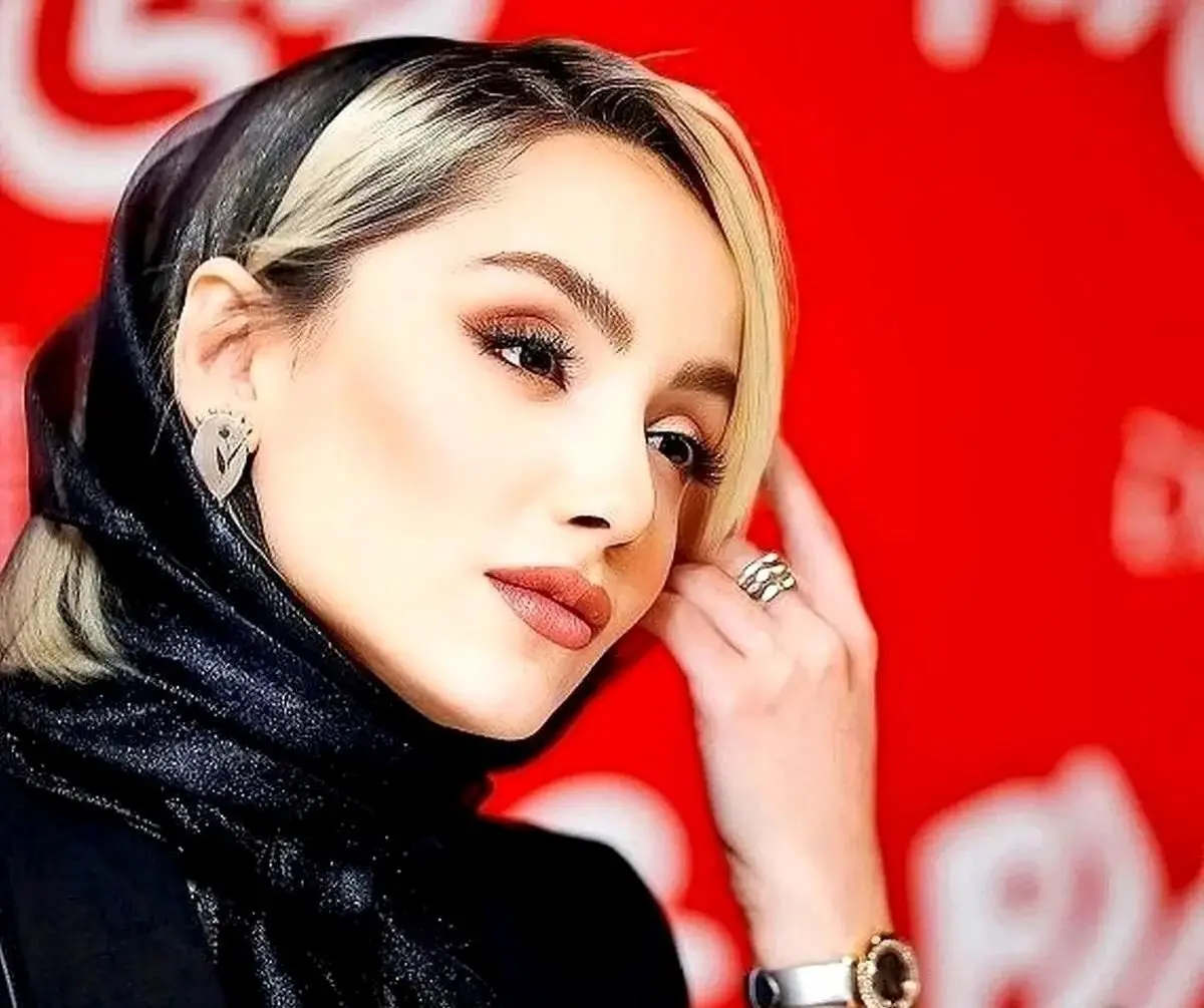 نازنین بیاتی با ظاهر متفاوت در گالری نقاشی + عکس‌های ویروسی و استایل جذاب