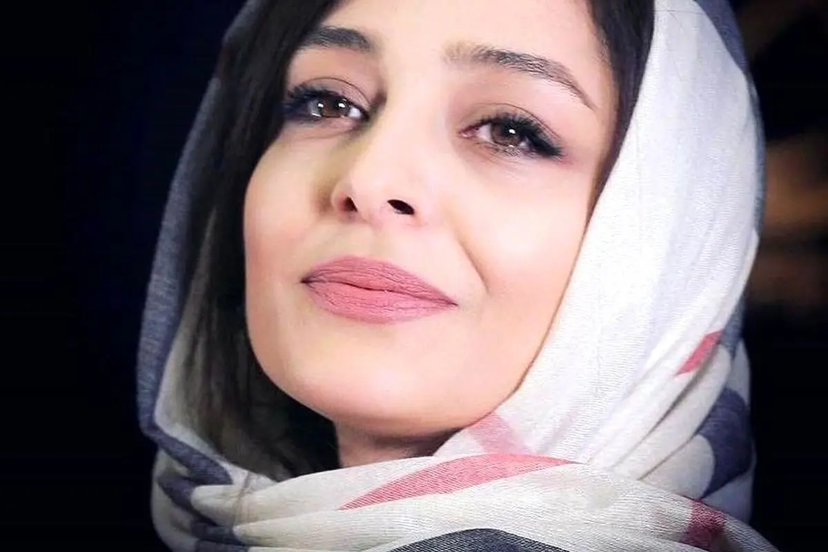تصاویر دیدنی چیدمان خوراکی‌های خوشمزه ساره بیات روی میز ناهارخوری با ظروف عتیقه + استوری اینستاگرام