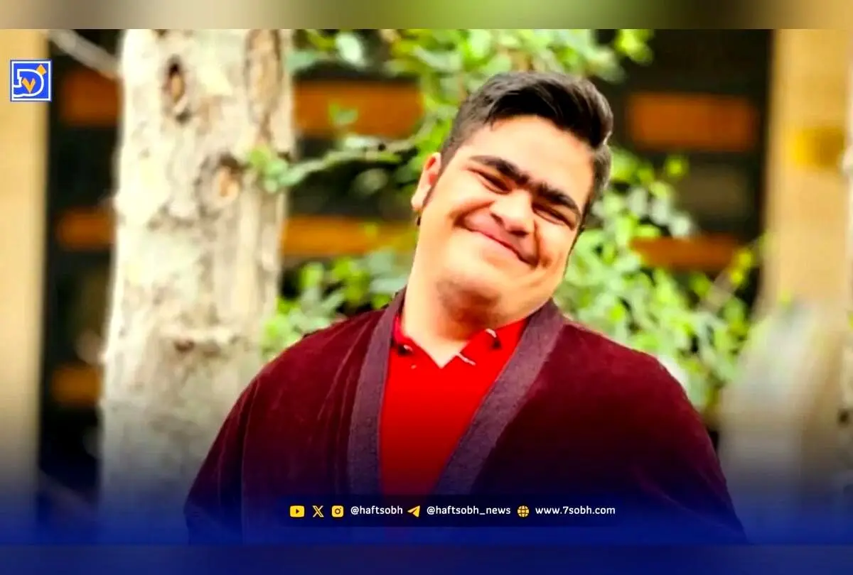 چهره جدید و متفاوت ابوالفضل رجبی در اکران فیلم «گوزن‌های اتوبان» پس از پنج سال غیبت در تلویزیون