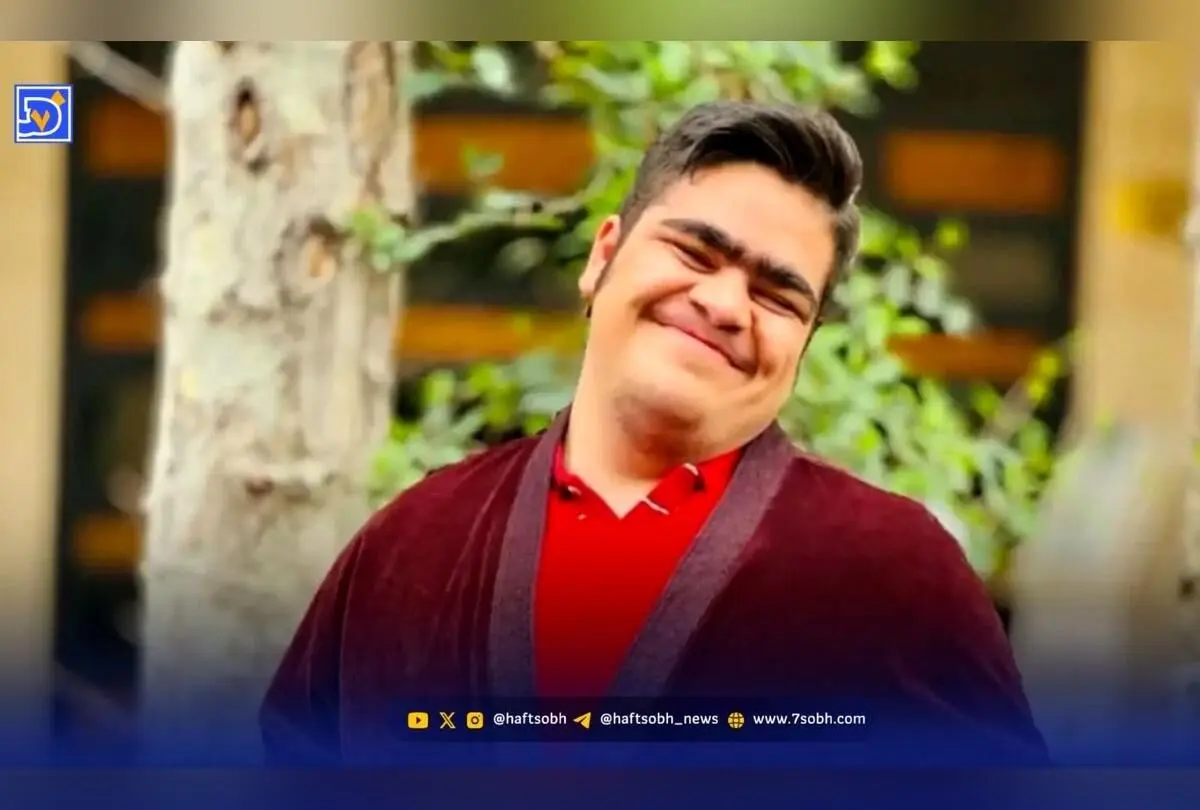 چهره جدید و متفاوت ابوالفضل رجبی در اکران فیلم «گوزن‌های اتوبان» پس از پنج سال غیبت در تلویزیون
