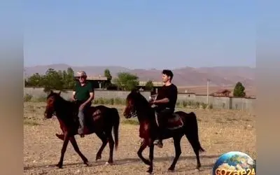 تمرین سوارکاری دانیال پورصباح در پشت صحنه سریال بامداد خمار + رضا کیانیان | چهره‌ای جدید و جنتلمن در سینما