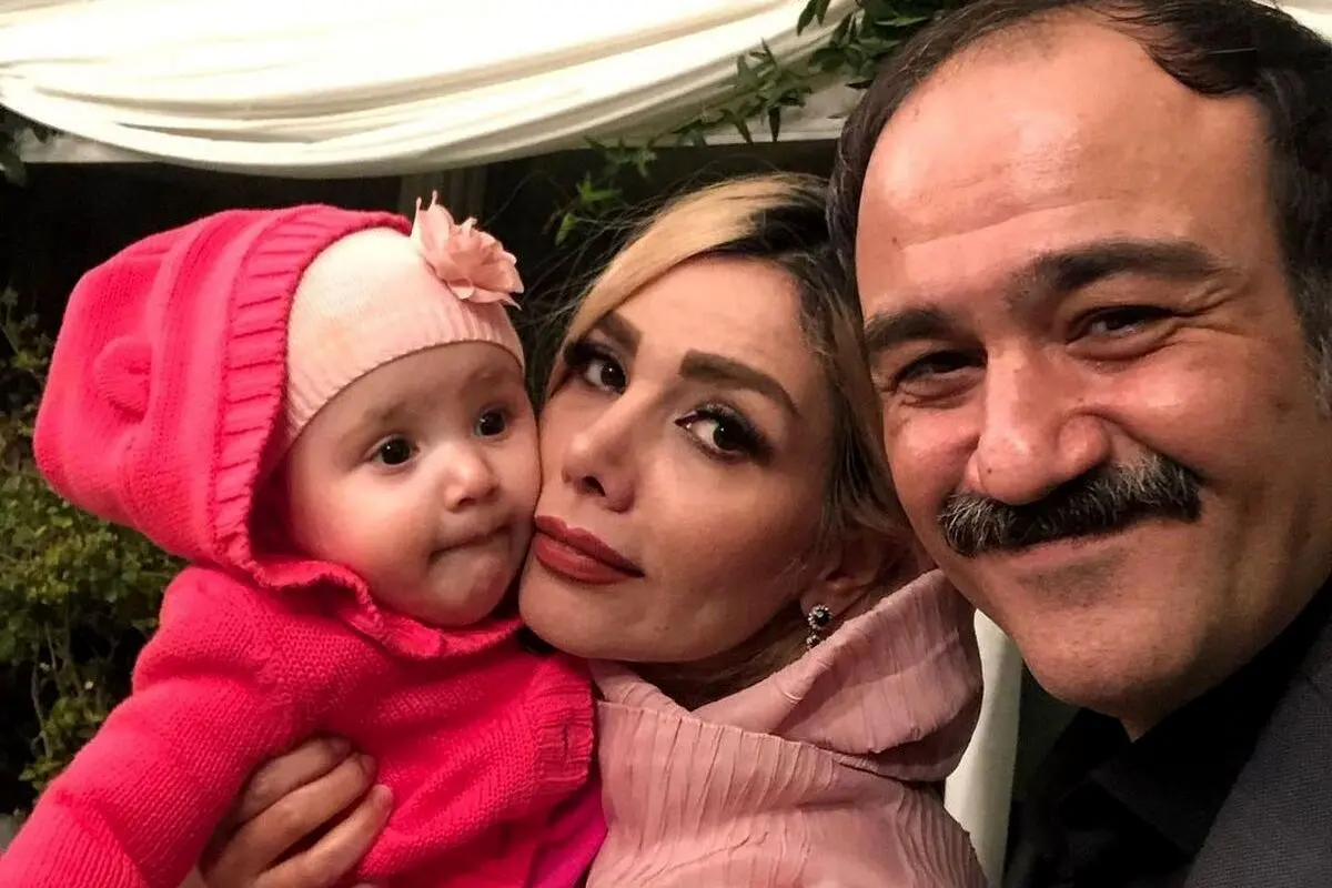 مهران غفوریان با خانواده‌اش لحظه‌های عاشقانه و دلنشین را به اشتراک گذاشت + عکس