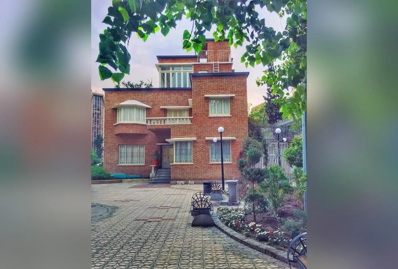 ضیافت هنر و معماری در خانه تاریخی استاد حسین لرزاده، معمار بزرگ ایرانی