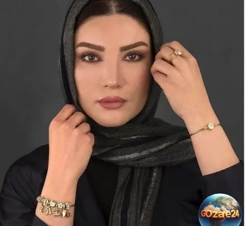 عکس متفاوت و خاطره‌انگیز متین ستوده بر روی پشت بام خانه قدیمی با استایل خاص