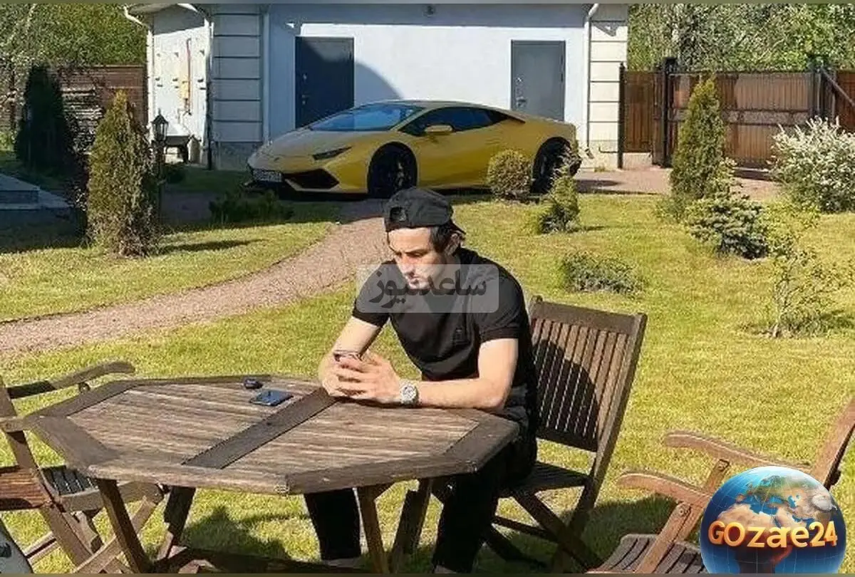 تصویر خودرو نوستالژیک سردار آزمون در سفر به کیش + داستان و تاریخچه خودرو