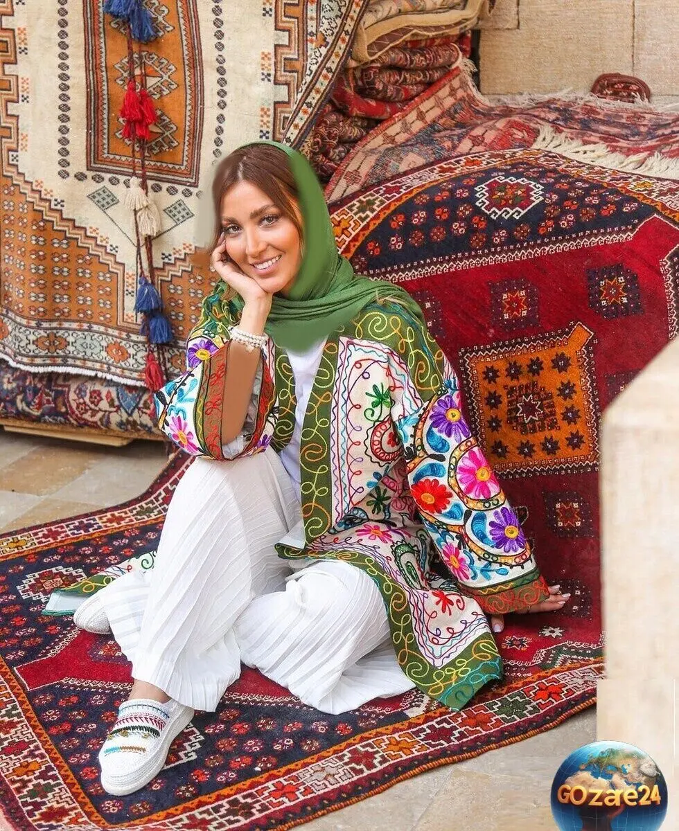 عکس و جزئیات دیدار مینا مختاری و پسر کوچولوی تُپلش جان در کافه مدرن تهرانی؛ آقا کوچولو چه بزرگ شده است!