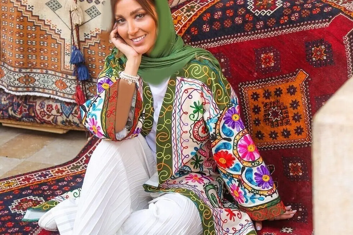 عکس و جزئیات دیدار مینا مختاری و پسر کوچولوی تُپلش جان در کافه مدرن تهرانی؛ آقا کوچولو چه بزرگ شده است!