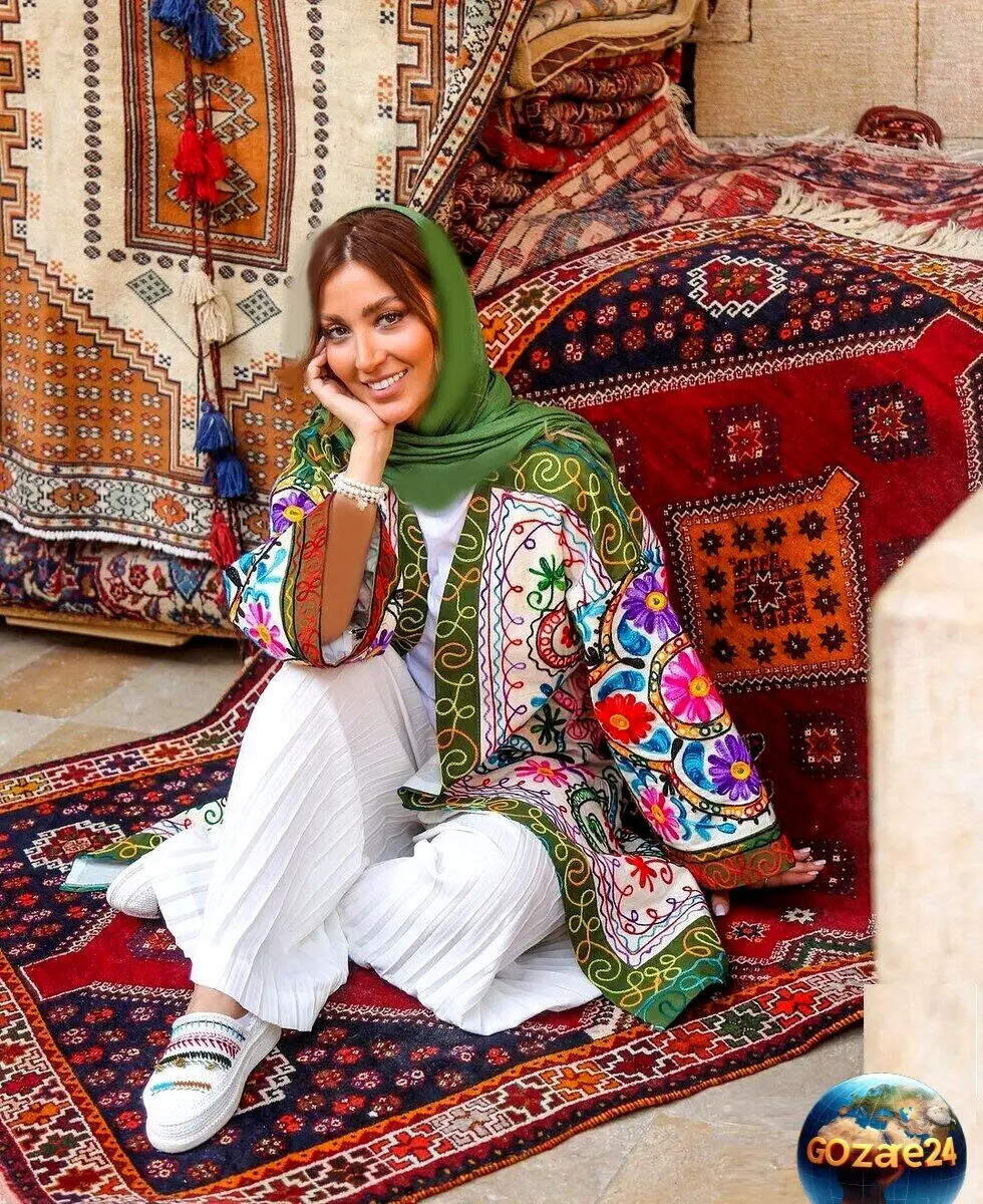 عکس و جزئیات دیدار مینا مختاری و پسر کوچولوی تُپلش جان در کافه مدرن تهرانی؛ آقا کوچولو چه بزرگ شده است!