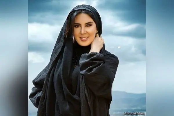 لیلا بلوکات با دکوراسیون مدرن و آباژور پست مدرن در جدیدترین عکس خود