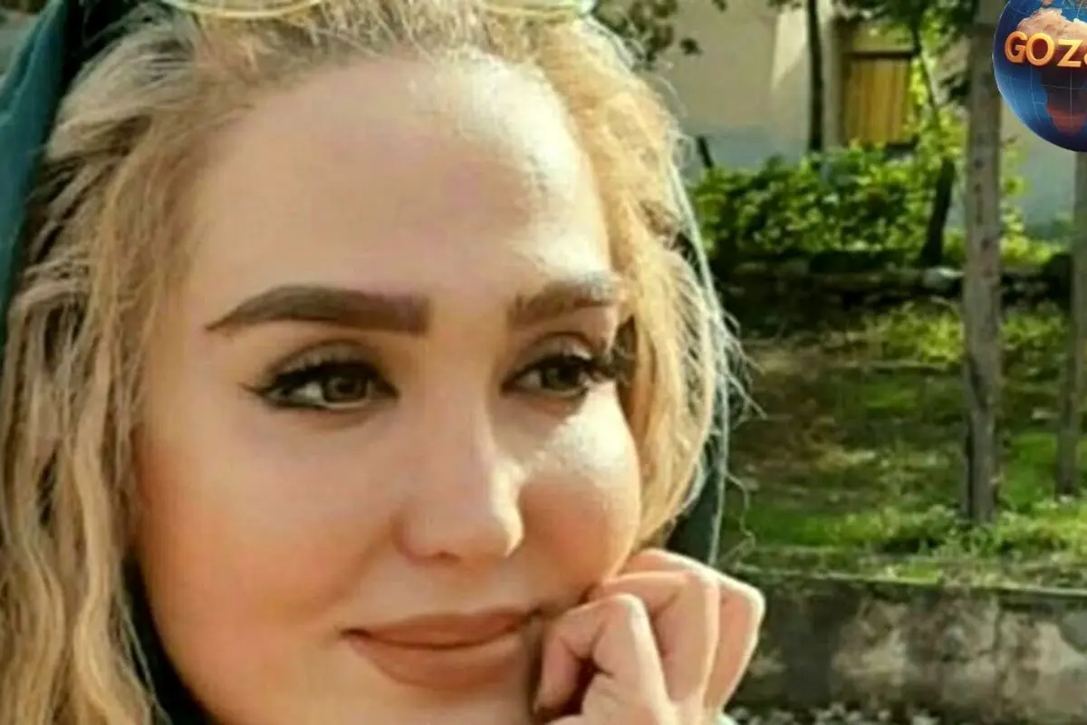 عکس سفر در زمان زهره فکور صبور با استایل مونوکروم مشکی در مرکز خرید + زندگی و فعالیتهای هنری