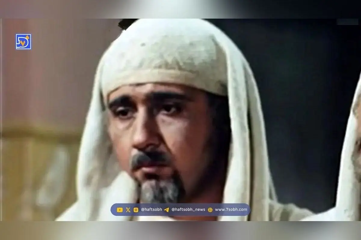 علی یعقوب‌زاده در نقش هویا سفره‌دار قصر پوتیفار و برده زلیخا در «یوسف پیامبر» پس از ۱۷ سال در نمایشگاه کتاب تهران ۱۴۰۴