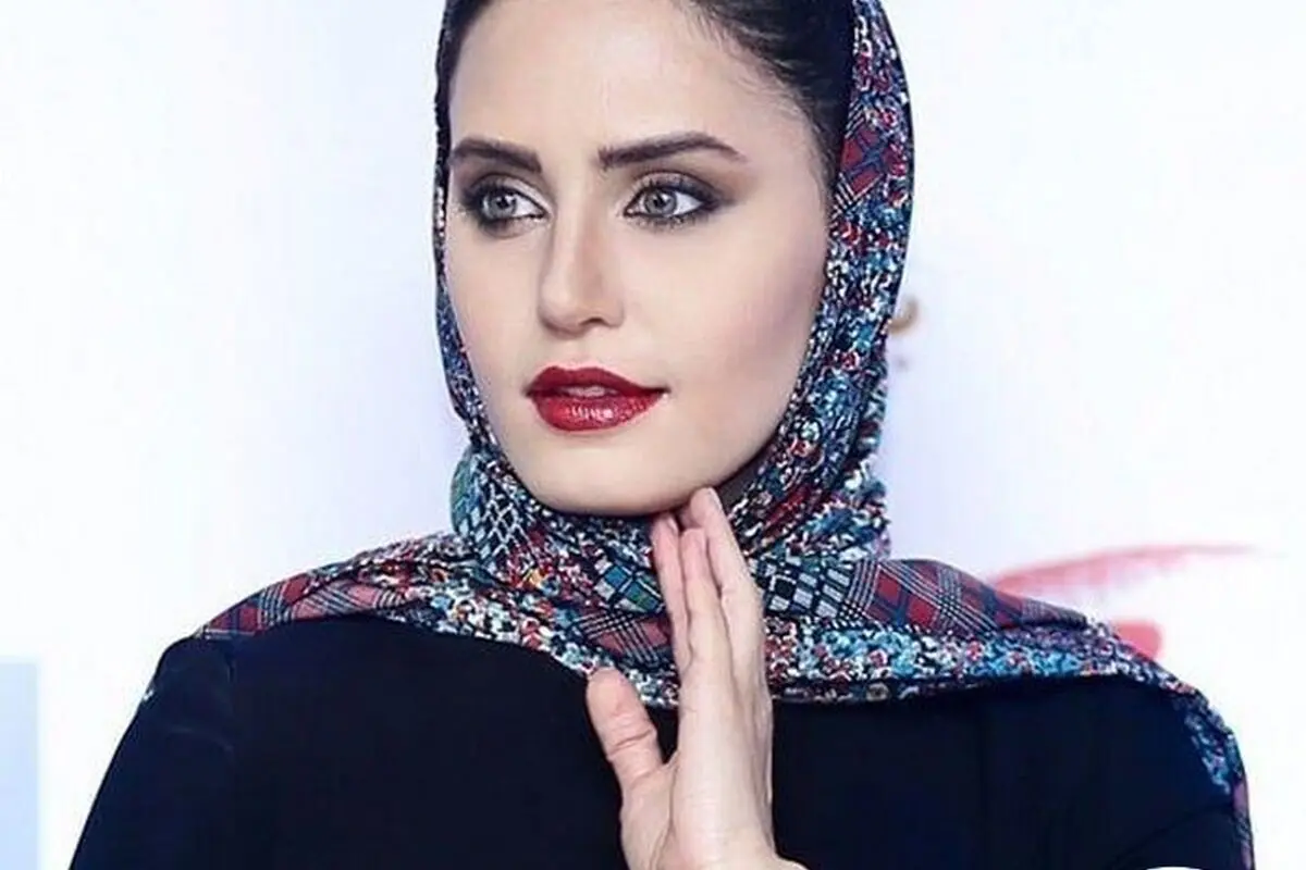 مدیتیشن بهاری الناز شاکردوست در دشت‌های سرسبز کرمانشاه + رازهای حرفه‌ای محافظت از پوست در مقابل آفتاب