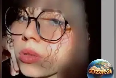 تصاویر غم‌انگیز وداع مونا مهرجویی با پدر و مادر در روز تشییع؛ حادثه تلخ و فقدان خانواده مهرجویی