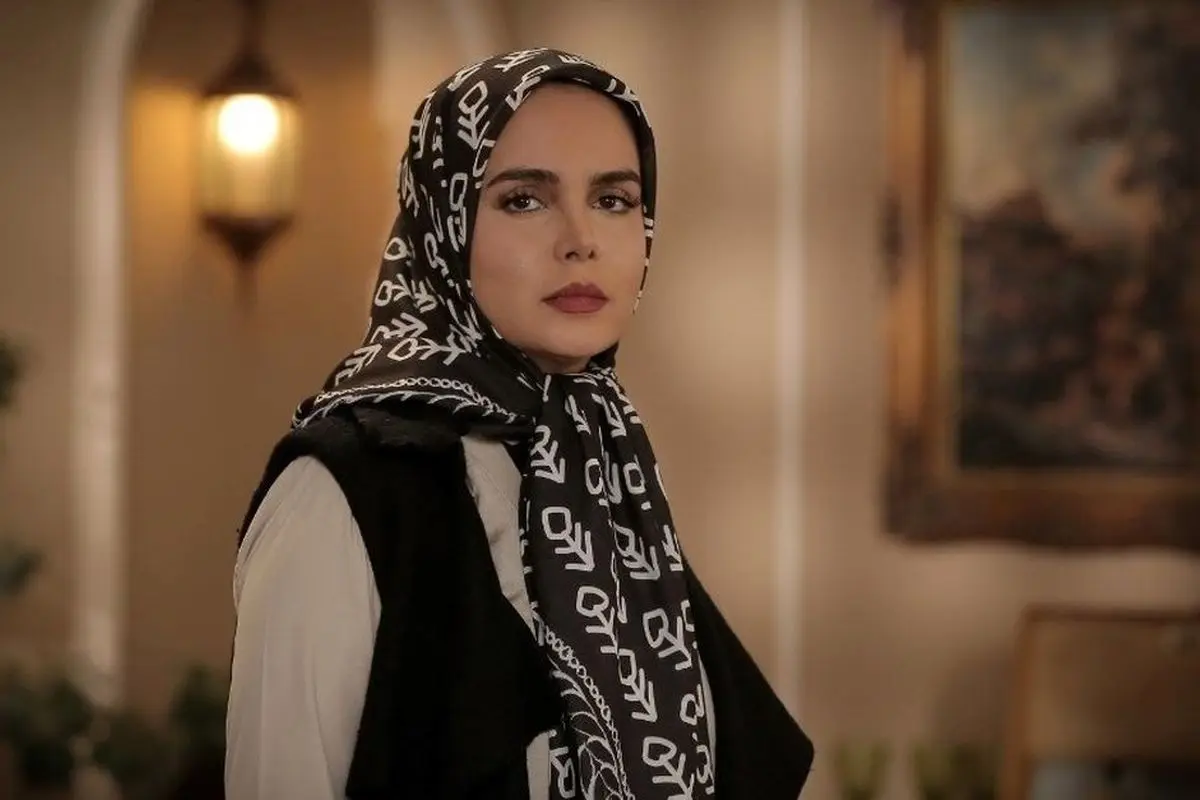 عکس جدید مهشید جوادی با استایل بهاری؛ بازیگر نقش مرضیه در بچه مهندس در لباس شاد و زیبا