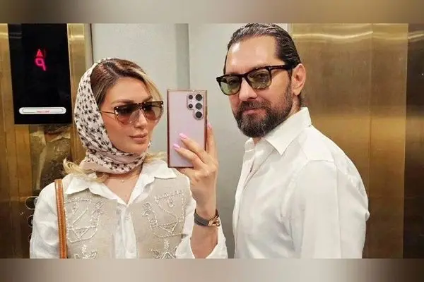 دکوراسیون ساده و شاد اتاق فرزند بهرام رادان و مینا خانم با دیوارپوش حیوانات آبرنگی