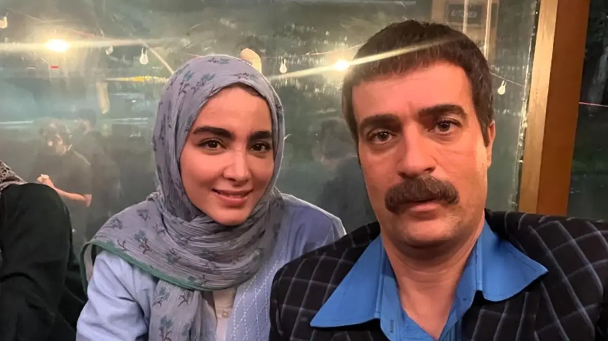 سنا حسینی، دختر نقی در ۲۰ سالگی؛ تصاویری دیدنی و تحول شگفت‌انگیز در نقش سارا در پایتخت ۷