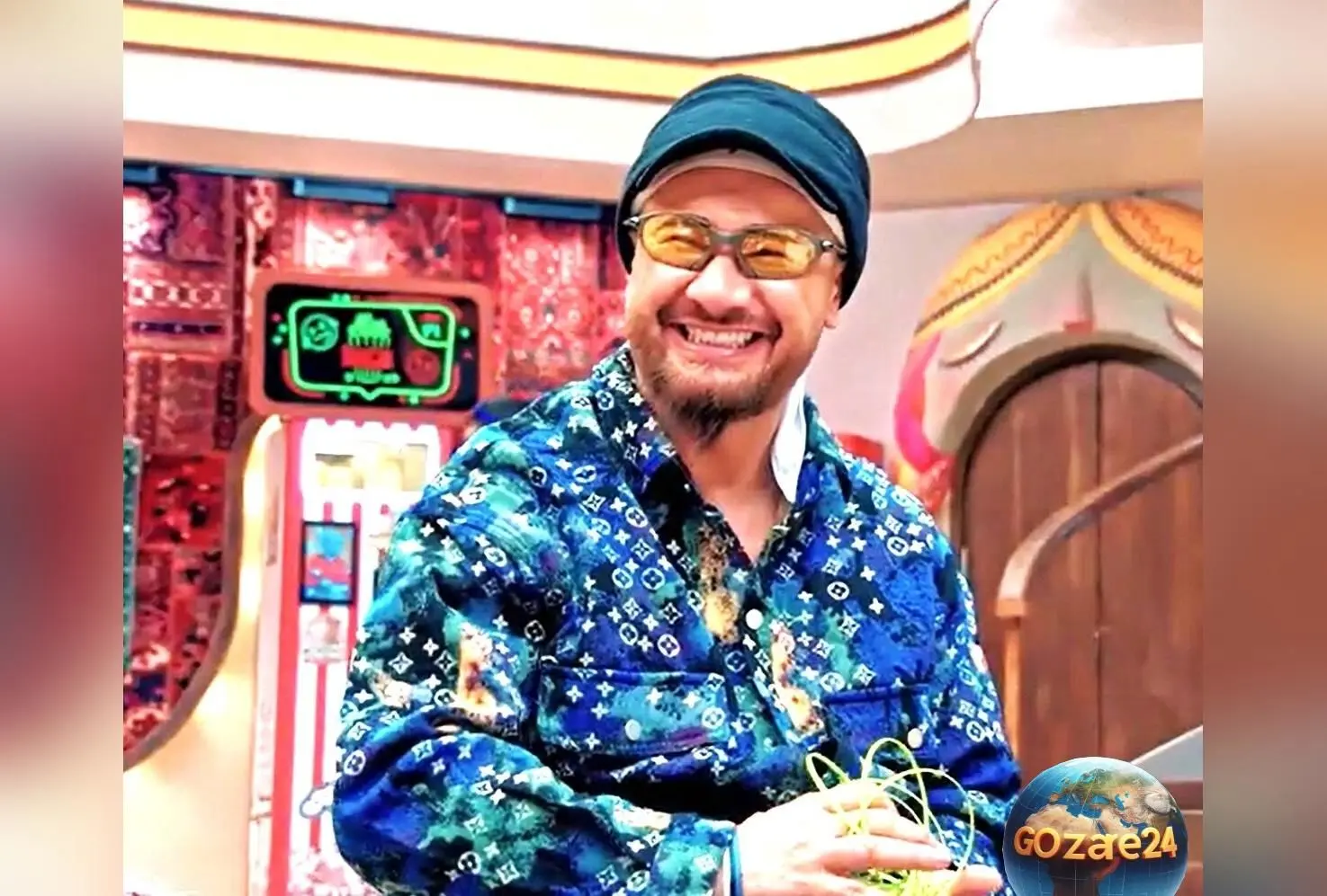 علی صادقی از خودروی خاص و کمیاب با سیستم آلمانی رونمایی کرد | تنها 2000 دستگاه در جهان