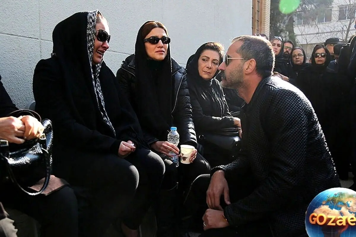 چیدمان ساده و دلنشین میز عزای همسر جوان زیبا بروفه و خانه گلباران شده‌اش + تصاویر تزئینات با خرما و گل‌های داوودی