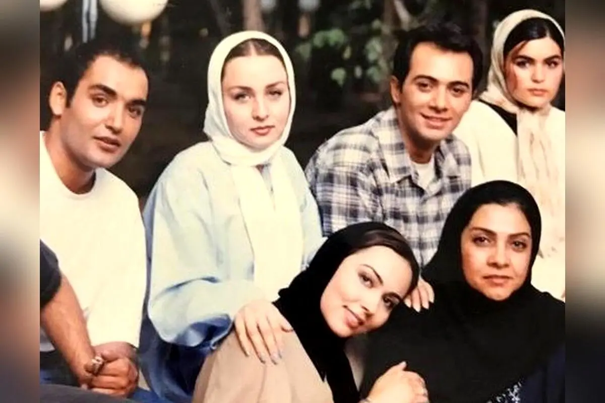 رونمایی از برادر مهندس خوش‌تیپ و خانواده پرستو صالحی، مجری جنجالی «عشق ابدی»
