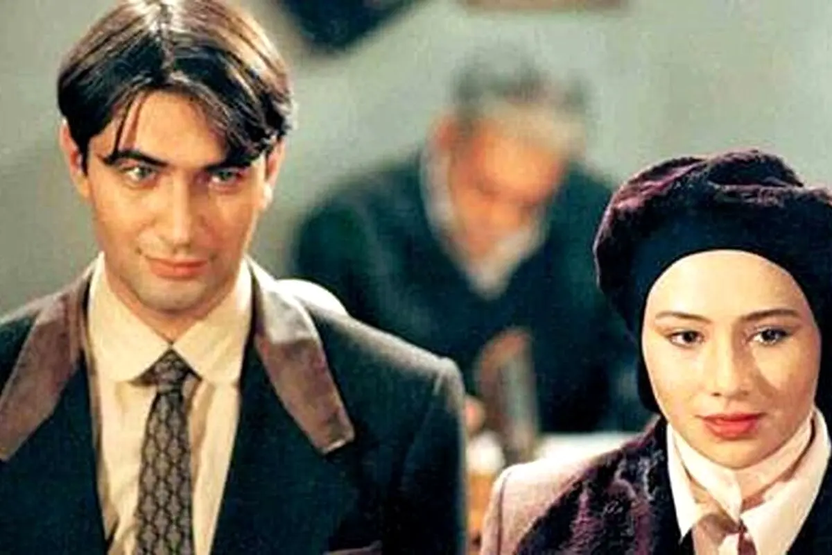 تصویر نادر و دیدنی از پشت‌صحنه هم‌بازی شدن پارسا پیروزفر و زنده‌یاد ابراهیم آبادی در سریال «در چشم باد» سال ۱۳۸۵