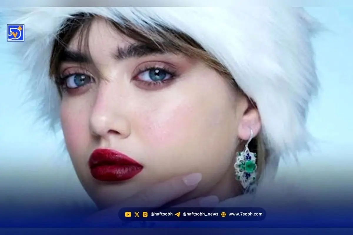 نگین حق‌دوست، مدل و فشن بلاگر ایرانی، نامزد زیباترین زن جهان در مجله تی‌سی کندلر