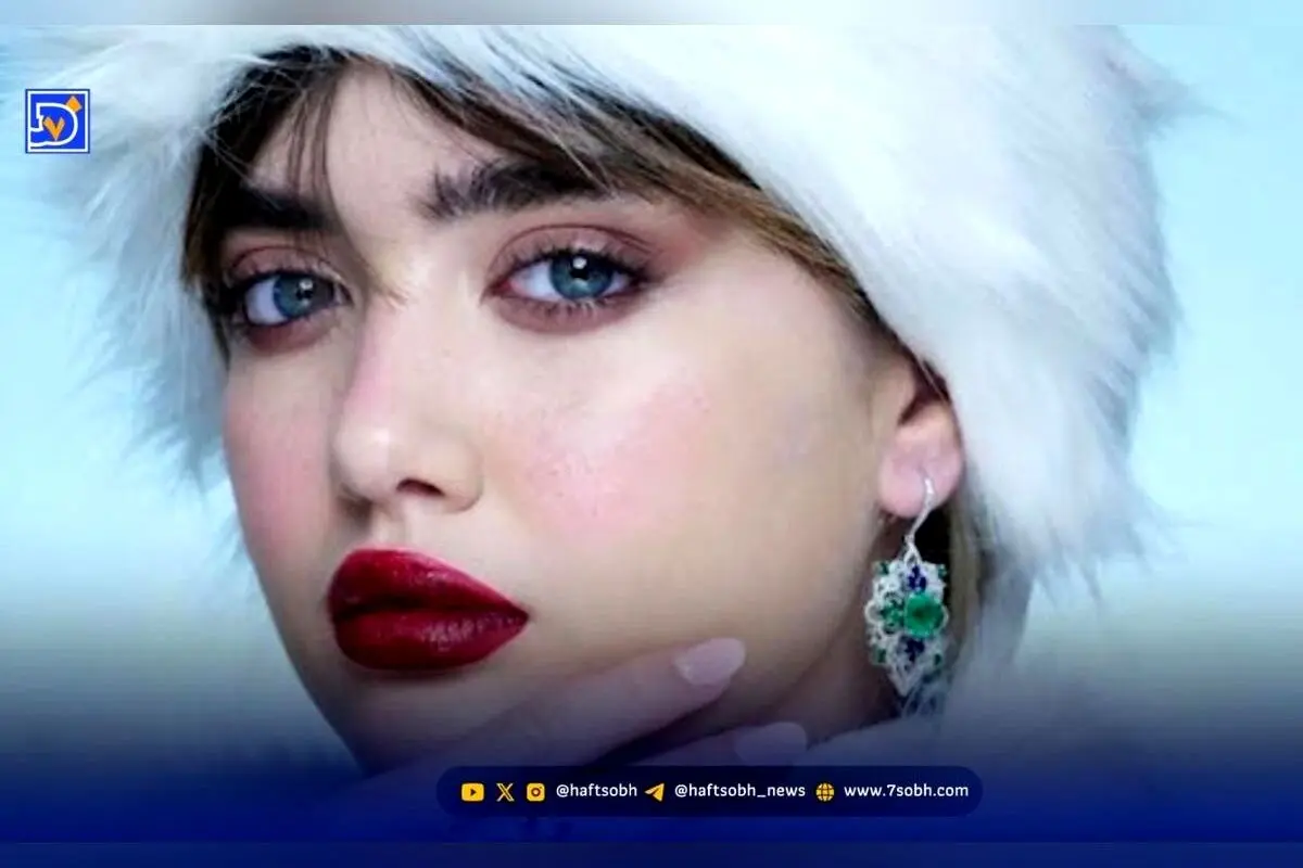 نگین حق‌دوست، مدل و فشن بلاگر ایرانی، نامزد زیباترین زن جهان در مجله تی‌سی کندلر