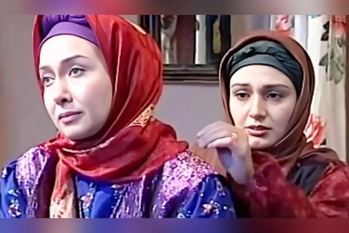 عکس خاطره‌انگیز پشت صحنه «پدرسالار»: کتایون ریاحی در آغوش زنده‌یاد حمیده خیرآبادی در جشن تولد