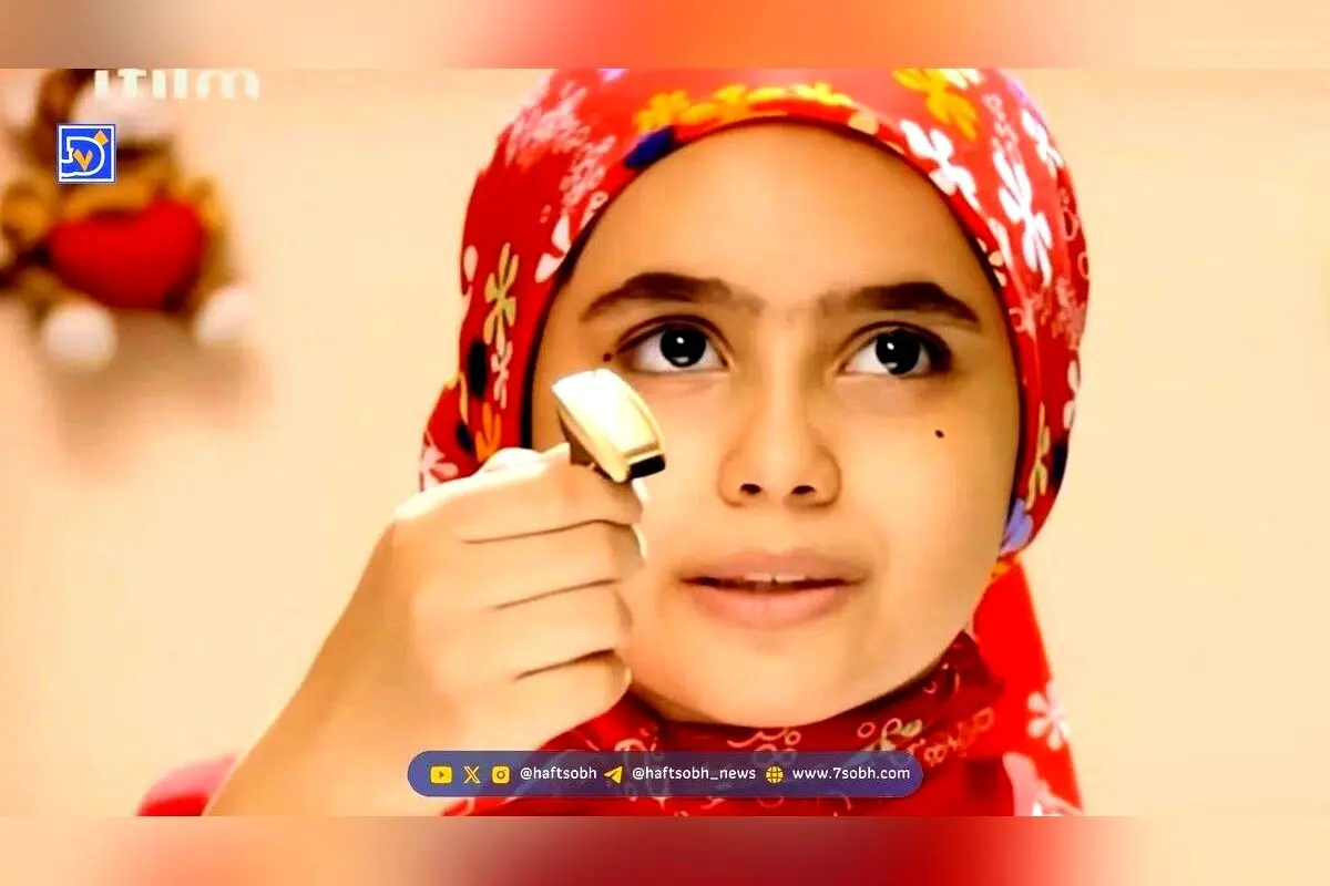بیوگرافی مبینا آتشی و تغییر چهره جذابش + عکس‌های جدید با مادر و همسرش