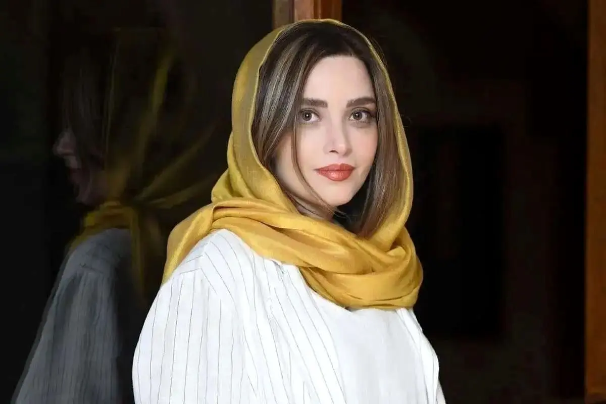 بهنوش طباطبایی با عکس هنری سیاه و سفید در استوری جدید؛ بازیگر خوش‌تیپ و محبوب ایران