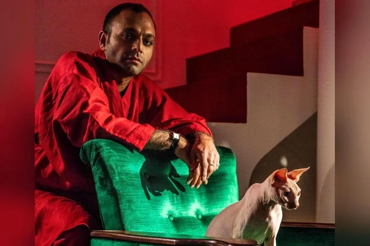 گلدان صورتی و دکوری‌های مدرن: راهنمای جذابیت و تزیین داخلی منزل با استایل پینترستی