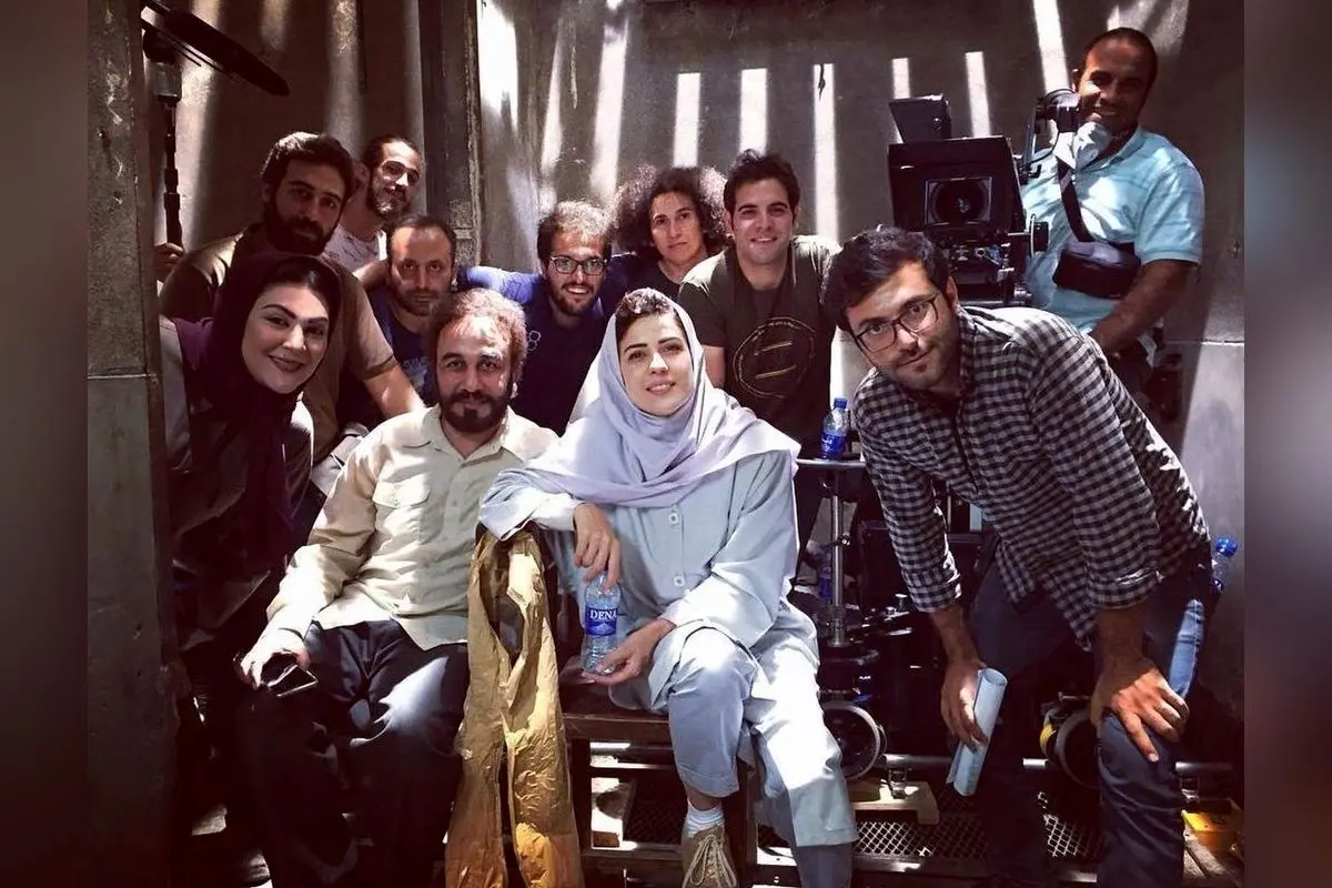 تصاویر پشت صحنه فیلم هزارپا با حضور رضا عطاران، جواد عزتی و مازیار لرستانی در سال ۹۶