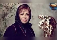 گوهر خیراندیش با استایل ایرانی سنتی و چکمه‌های کت‌وشلوار در کنار پسرش | حفظ اصالت و هنر ایرانی در لباس‌های خاص