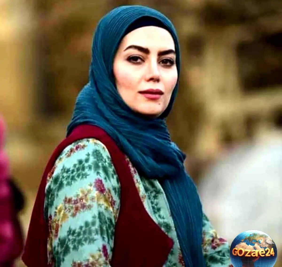 هدیه بازوند در نقش روژان در نون خ با عکس متفاوت و ژستی خاص + متن معنادار و دلنشین