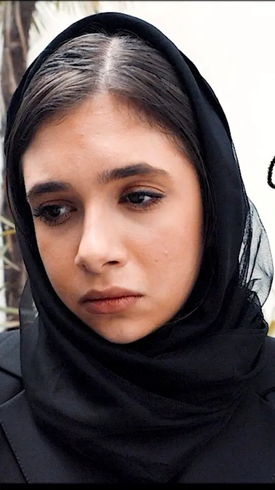 نمایش #صلحِ_عباس_آباد با استقبال بی‌نظیر در تئاتر ملک؛ بلیت‌های جدید در تیوال عرضه شد!
