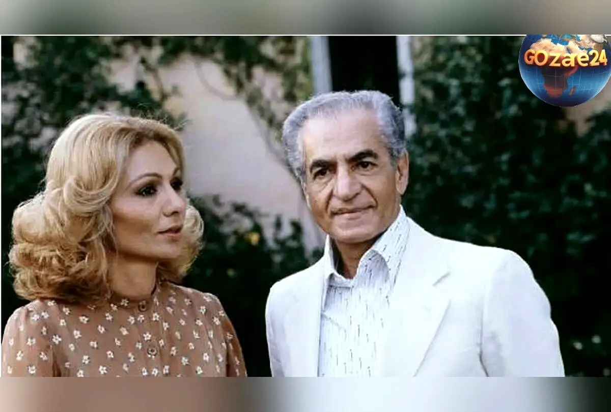 عکس تاریخی سفر در زمان: جایزه بهرام بیضایی از فرح پهلوی در جشنواره فیلم تهران ۱۳۵۱