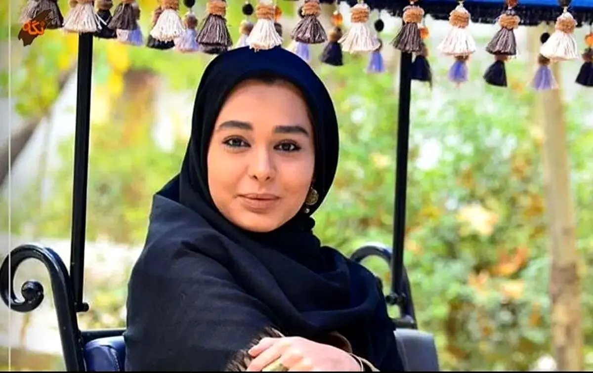 تصاویر دلربای سانیا سالاری در حاشیه نمایش‌نامه خوانی؛ ژست‌های بی‌نظیر و لحظات خاص