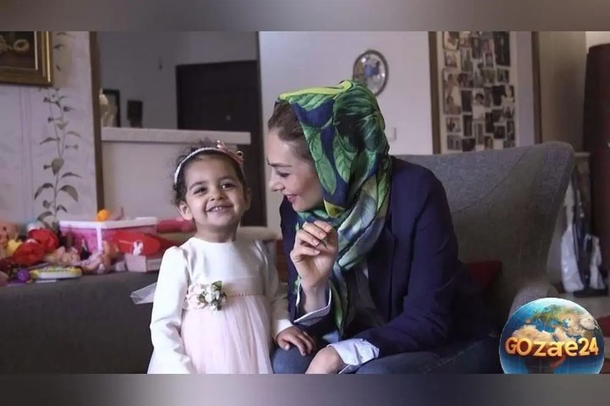 خانه ساده و دلنشین یکتا ناصر؛ از بالکن آرامش‌بخش تا کتابخانه بزرگ و فضای خانوادگی تبدیل‌شده به بهشت کوچک دخترانه