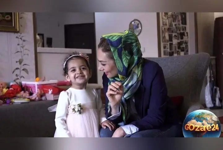 خانه ساده و دلنشین یکتا ناصر؛ از بالکن آرامش‌بخش تا کتابخانه بزرگ و فضای خانوادگی تبدیل‌شده به بهشت کوچک دخترانه