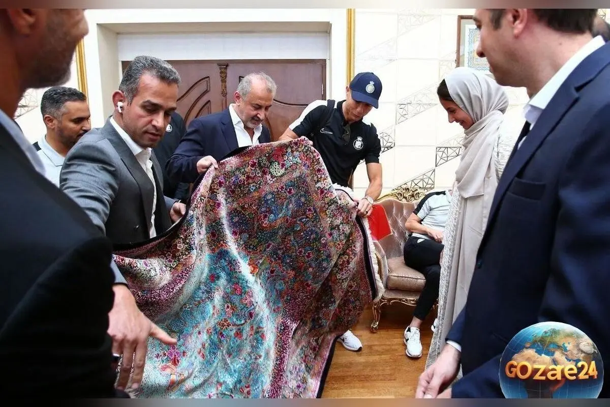 فرش ابریشمی رونالدو با ارزش میلیاردی| قالی نقش باغی ایرانی، نماد هنر و ثروت جهانی