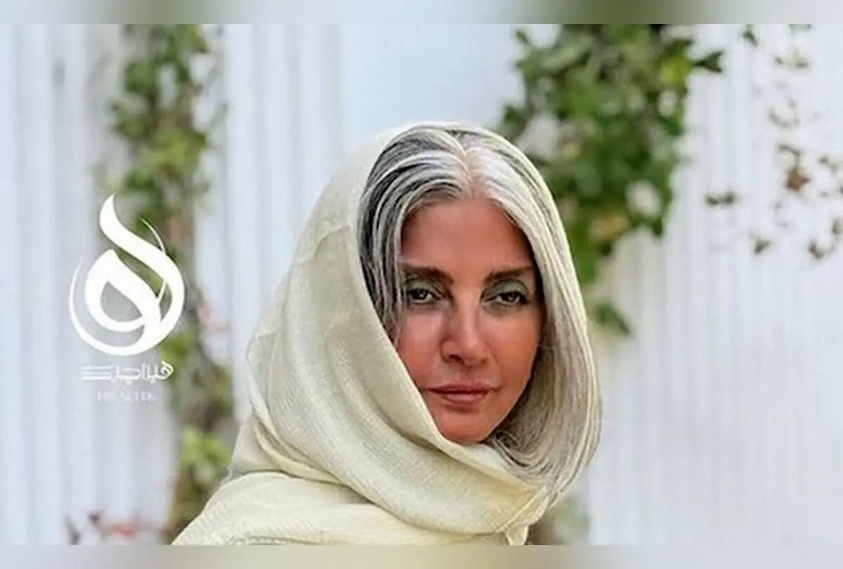 رویا جاویدنیا در ۶۰ سالگی با استایل پاییزی شیک و الهام‌بخش در فضای مجازی