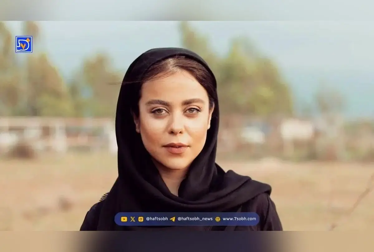 طرح ناخن‌های رنگارنگ الهام اخوان، راهنمای استایل پاییزی و تاثیر رنگ‌ها بر ظاهر عروس خانم