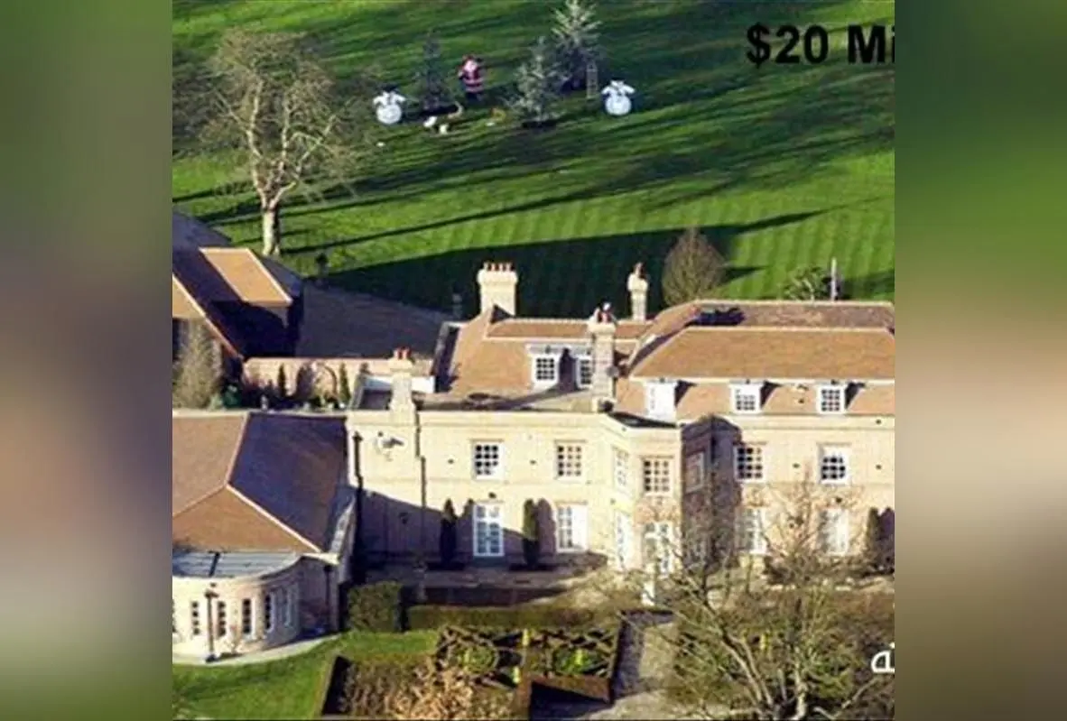 باورنکردنی‌ترین خانه‌های لوکس ستارگان فوتبال جهان؛ ثروت و تجمل در خانه‌های نایاب بازیکنان برتر فوتبال