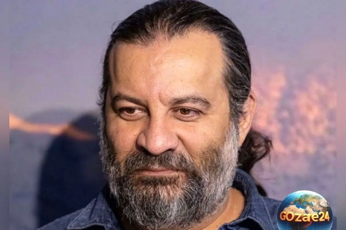 مهراب قاسم‌خانی با چیدمان خاص و خلاقانه کتابخانه‌اش فضای خانه‌اش را متفاوت نشان داد