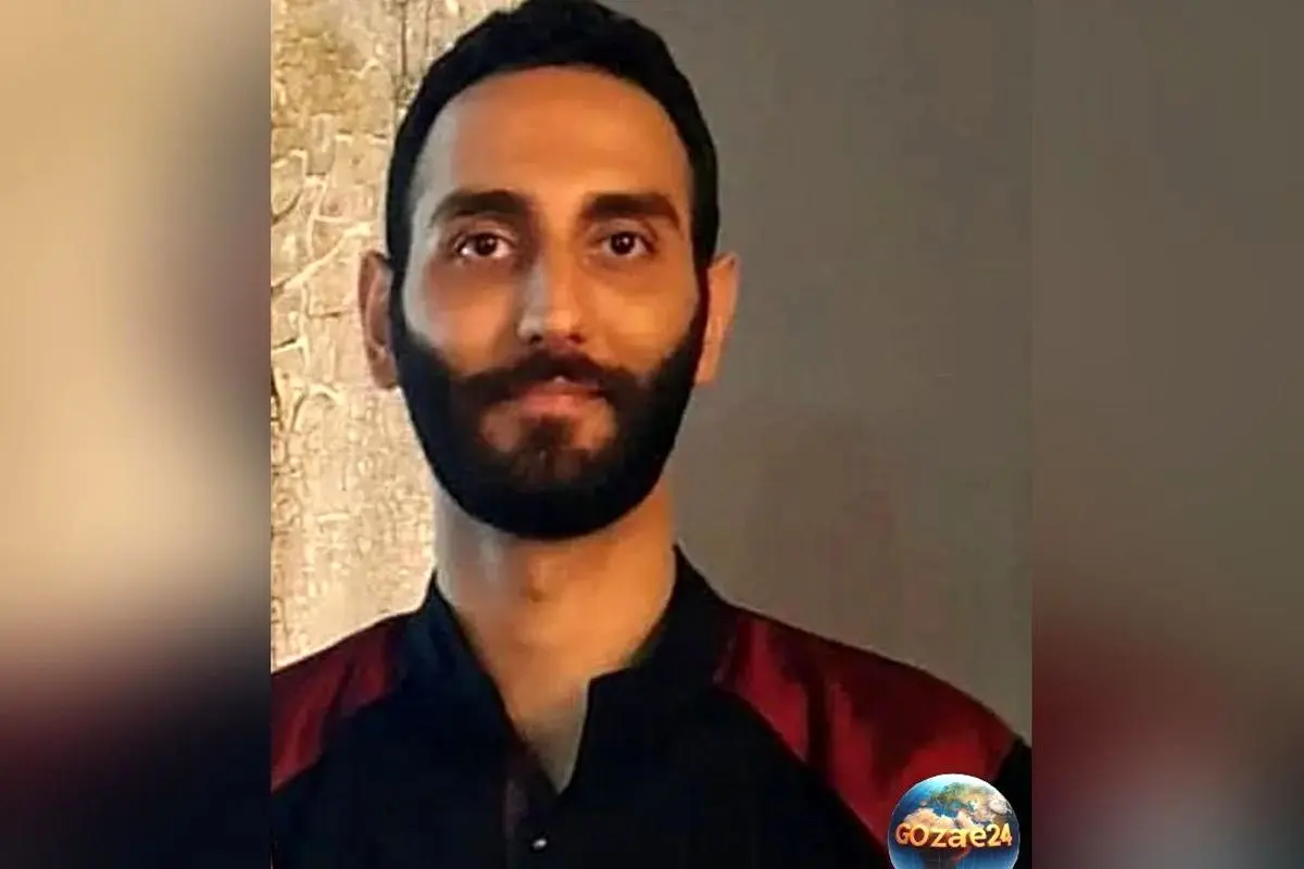 تصاویر نادر از حضور احساسی فرهاد پسر مهران مدیری در مراسم خاکسپاری عارف لرستانی در سال ۱۳۹۶